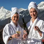 Tirol Apartman *