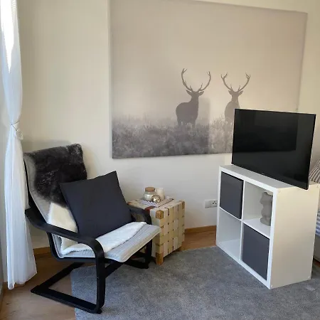 Tirol Apartman *